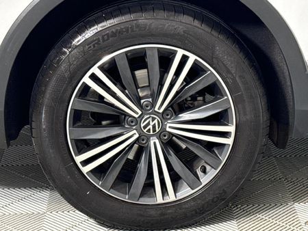 2023-Volkswagen-Tiguan-Allspace-20-TSI-Style-4Motion-DSG-Auto-132kw_7