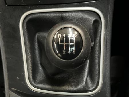2014-Mazda-3-20-Individual_10