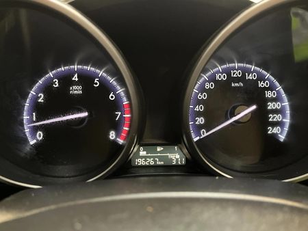 2014-Mazda-3-20-Individual_2
