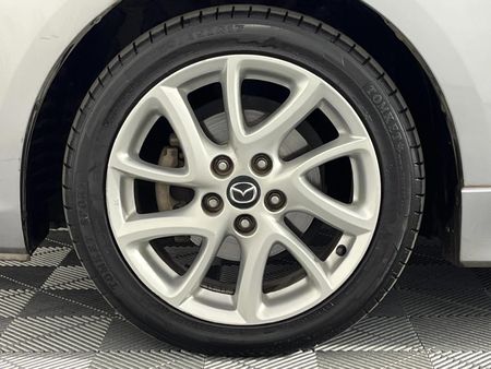 2014-Mazda-3-20-Individual_4