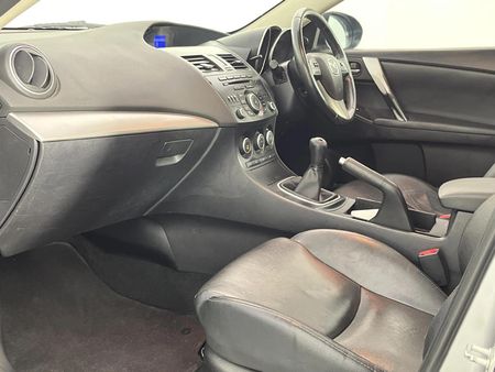 2014-Mazda-3-20-Individual_8
