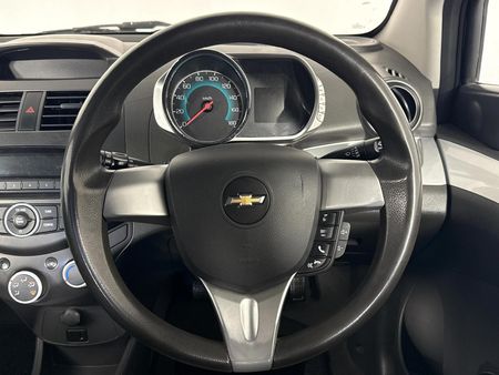 2017-Chevrolet-Spark-12-LS_11