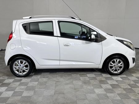 2017-Chevrolet-Spark-12-LS_16