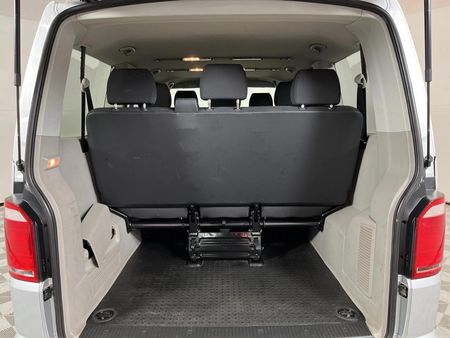 2019-Volkswagen-Kombi-20-TDI-Auto-103kW-Trendline_11
