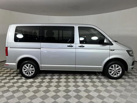 2019-Volkswagen-Kombi-20-TDI-Auto-103kW-Trendline_15
