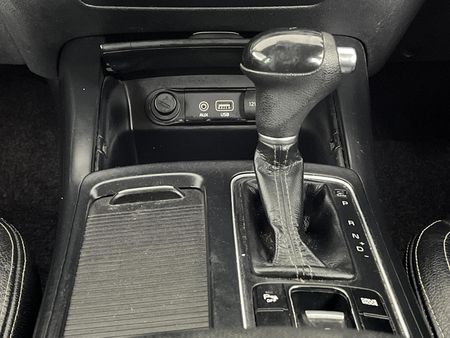 2017-Kia-Sorento-22D-LS-Auto_7