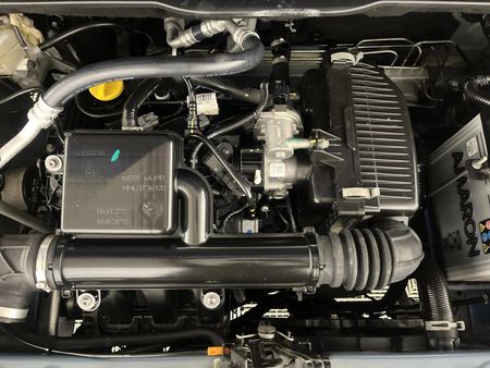 2024-Renault-Triber-10-Intens_12