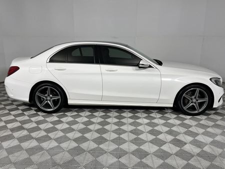 2017-Mercedes-Benz-C-Class-C-180-AMG-Line-Auto_16