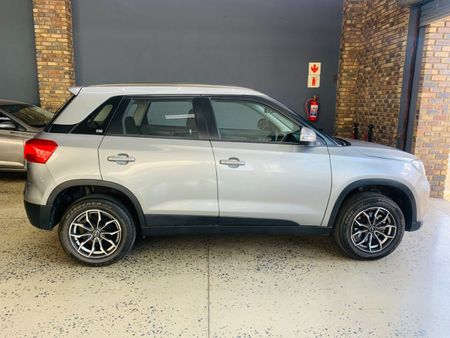 2022-Suzuki-Vitara-Brezza-15-GL_7