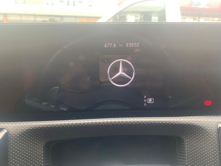 2021-Mercedes-AMG-A-Class-A35-AMG-4Matic_11