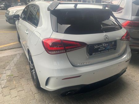 2021-Mercedes-AMG-A-Class-A35-AMG-4Matic_5