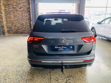 2020-Volkswagen-Tiguan-Allspace-20-TSI-Comfortline-4Motion-Auto-132kW_6
