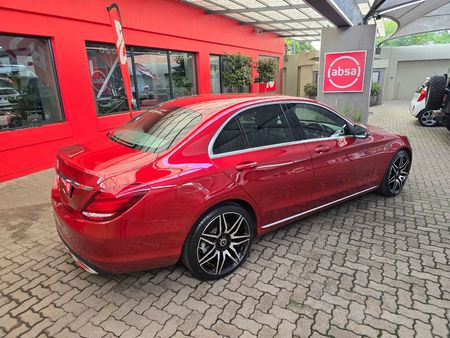 2016-Mercedes-Benz-C-Class-C-200-Avantgarde-Auto_12