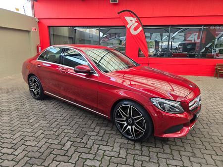 2016-Mercedes-Benz-C-Class-C-200-Avantgarde-Auto_4