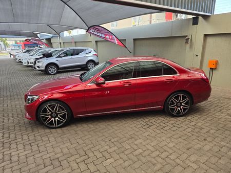 2016-Mercedes-Benz-C-Class-C-200-Avantgarde-Auto_8