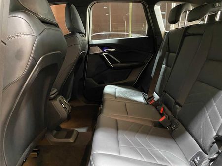 2025-BMW-X1-sDrive18d-M-Sport_14