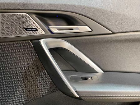 2025-BMW-X1-sDrive18d-M-Sport_15