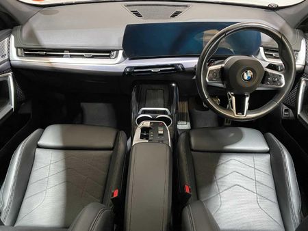 2025-BMW-X1-sDrive18d-M-Sport_19