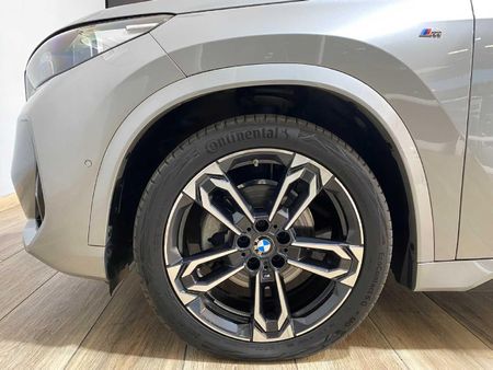 2025-BMW-X1-sDrive18d-M-Sport_5