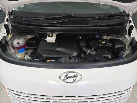 2023-Hyundai-Staria-22d-Executive-Auto_5