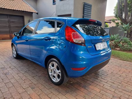 2016-Ford-Fiesta-10-EcoBoost-Trend-Auto-5-dr_6