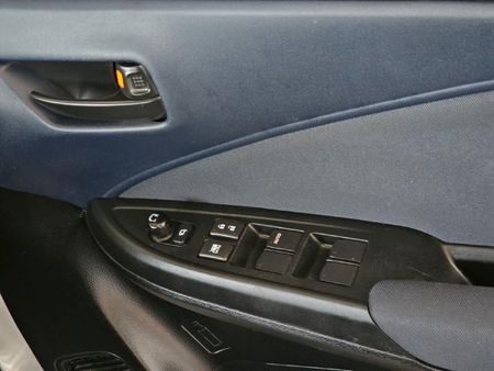 2024-Toyota-Starlet-15-XS_16