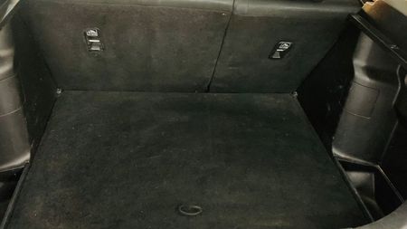 2022-Toyota-Urban-Cruiser-15-Petrol-Xs-Manual_11