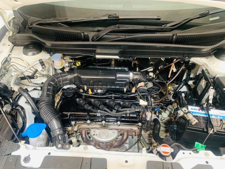 2022-Toyota-Urban-Cruiser-15-Petrol-Xs-Manual_14