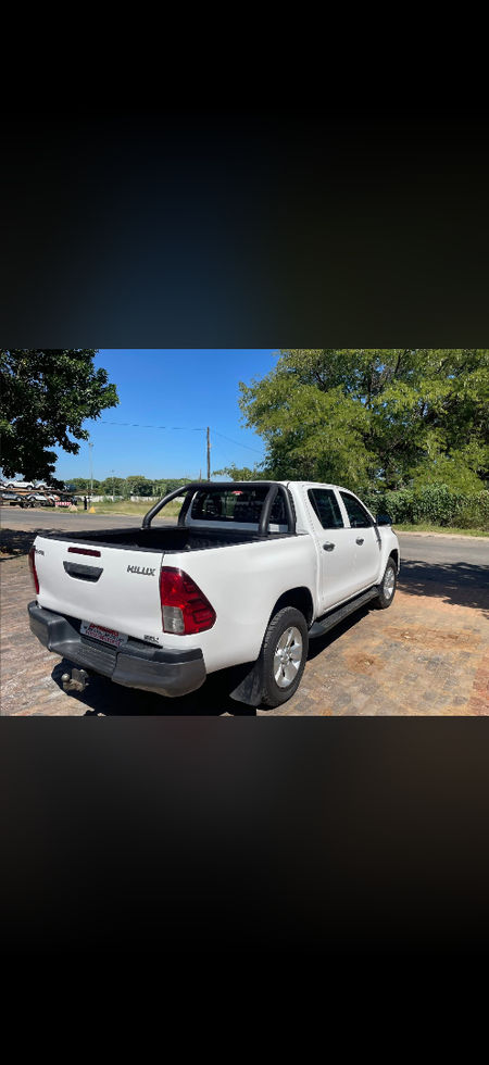 2017-Toyota-Hilux-24-GD-6-Raised-Body-SRX-Double-Cab_4