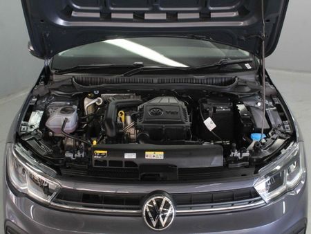 2026-Volkswagen-Polo-10-TSI_19