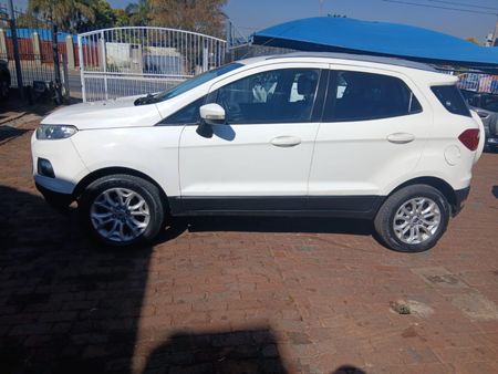 2016-Ford-EcoSport-15-TiVCT-Ambiente_3