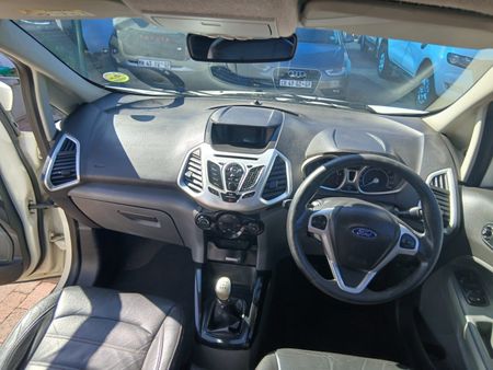 2016-Ford-EcoSport-15-TiVCT-Ambiente_7