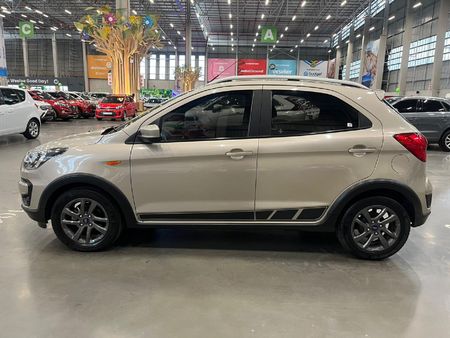 2021-Ford-Figo-Freestyle-15Ti-VCT-Titanium-5-dr_5