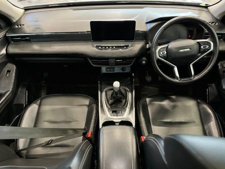 2022-Haval-Jolion-15T-Luxury_11