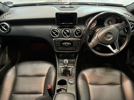 2014-Mercedes-Benz-A-Class-A-200-BE_11