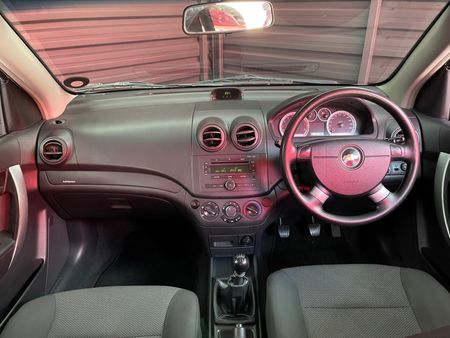 2010-Chevrolet-Aveo-16-LS-Hatch_12