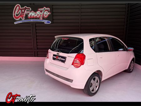 2010-Chevrolet-Aveo-16-LS-Hatch_4