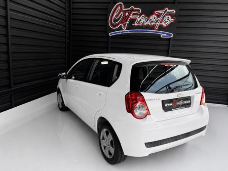 2010-Chevrolet-Aveo-16-LS-Hatch_6