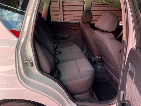 2010-Chevrolet-Aveo-16-LS-Hatch_8