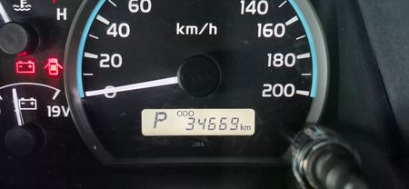 2024-Toyota-Land-Cruiser-76-28GD-6-Station-Wagon-LX_9