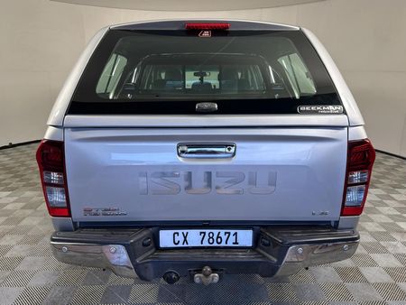 2017-Isuzu-KB-300-D-Teq-LX-4x4-Double-Cab_14