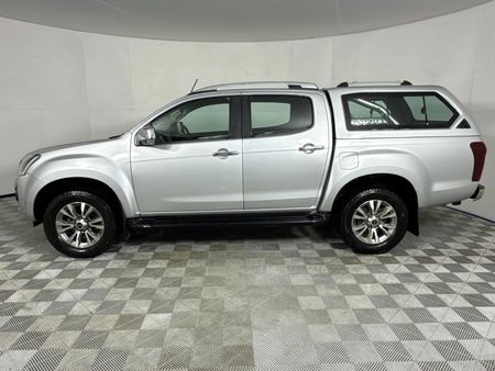 2017-Isuzu-KB-300-D-Teq-LX-4x4-Double-Cab_15