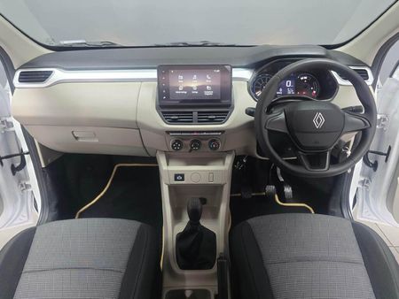 2026-Renault-Triber-10-Evolution_13