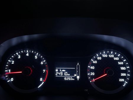 2025-Hyundai-Grand-i10-10-Motion_2