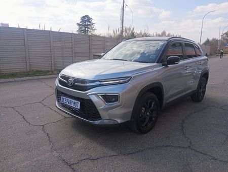 2024-Toyota-Urban-Cruiser-15-XR_1