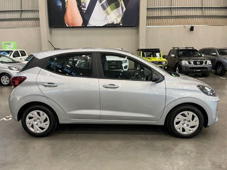 2026-Hyundai-Grand-i10-10-Motion_1