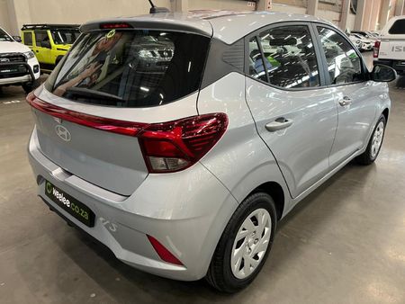 2026-Hyundai-Grand-i10-10-Motion_2