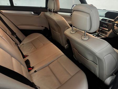 2013-Mercedes-Benz-C-Class-C-200-BE-Avantgarde-Auto_10