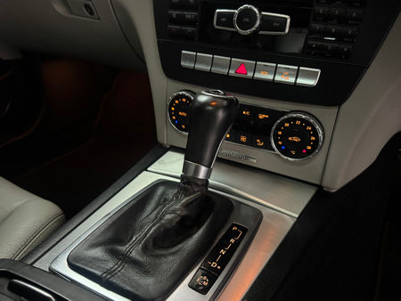 2013-Mercedes-Benz-C-Class-C-200-BE-Avantgarde-Auto_11