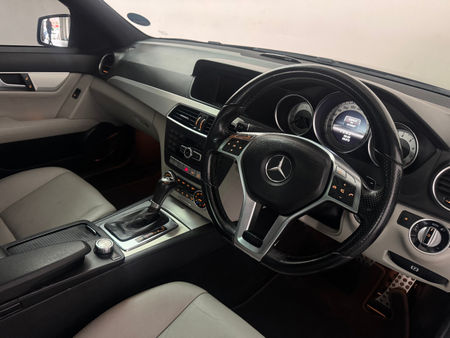 2013-Mercedes-Benz-C-Class-C-200-BE-Avantgarde-Auto_8